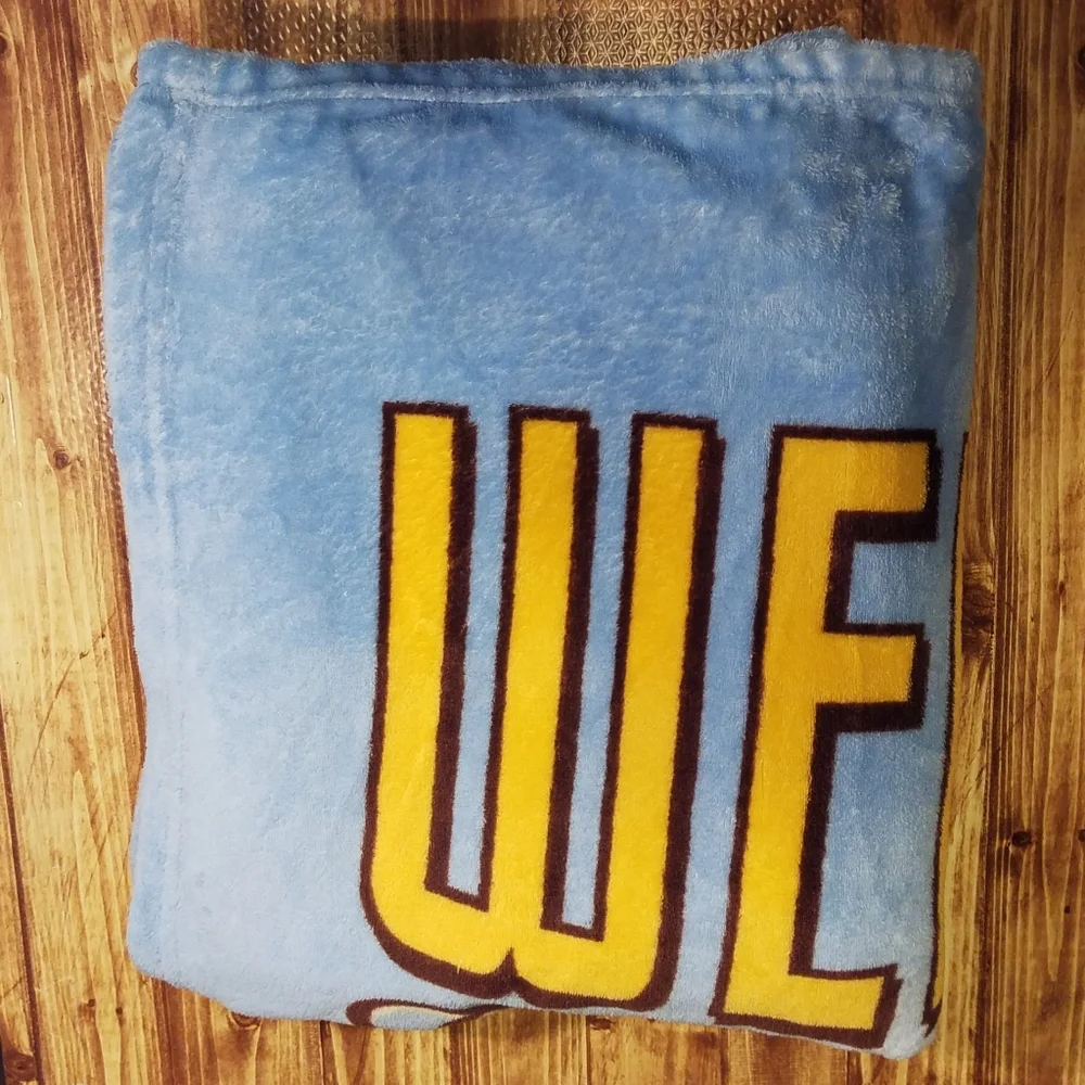 Disney Parks WELCOME TO DISNEYLAND Mickey Blue Fleece Throw Blanket